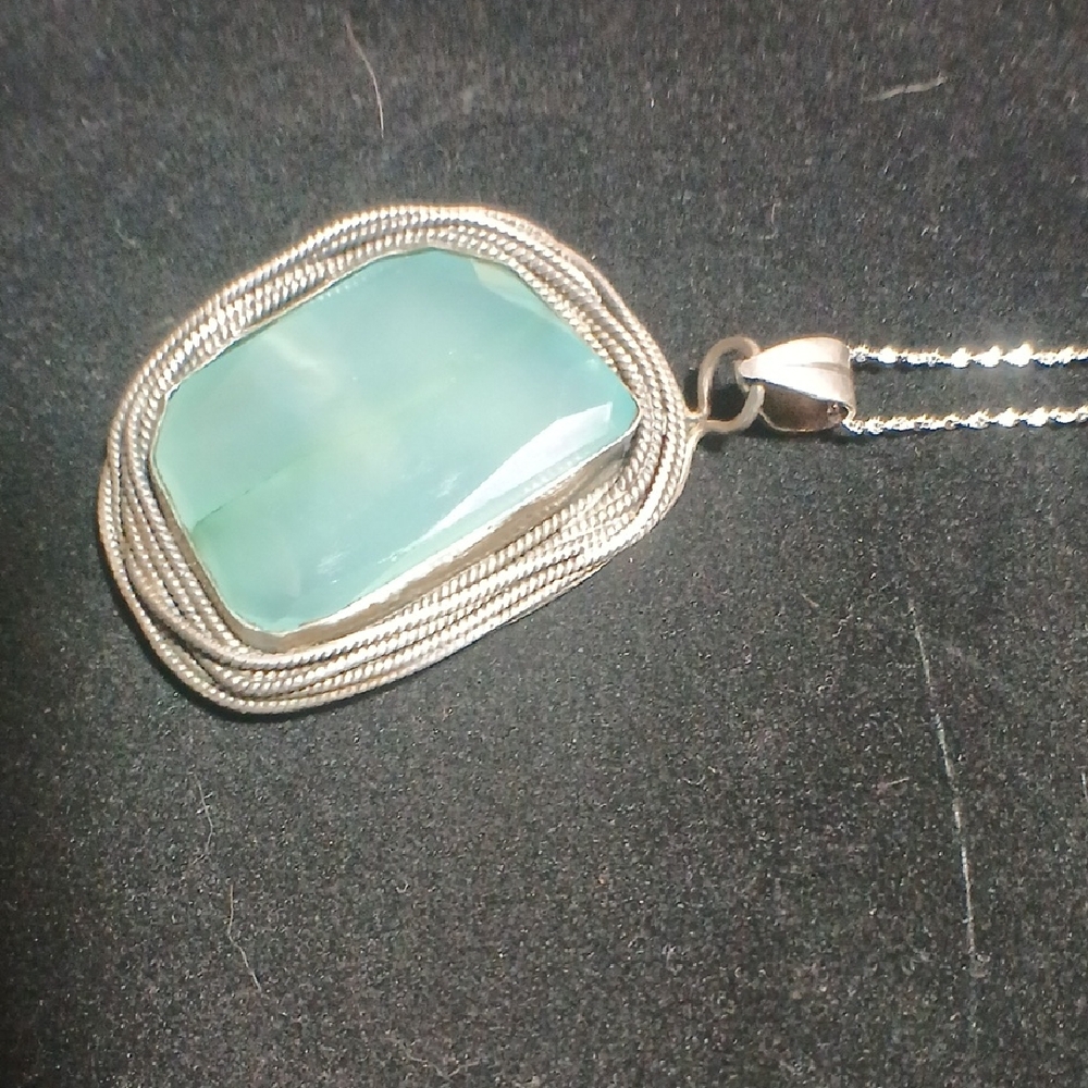 Handmade Chalcedony Sterling Silver Pendant Necklace
